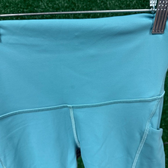 Athleta Light Gray Women's Pants - Picture 4 of 4